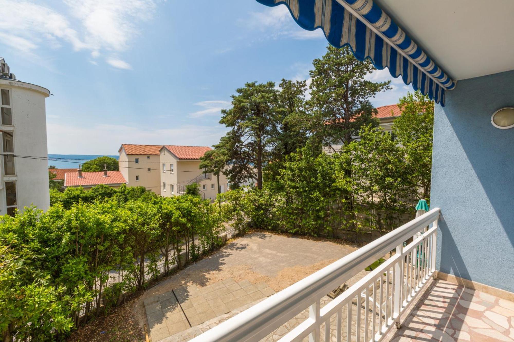 Podvezanec Apartman Dramalj Kültér fotó