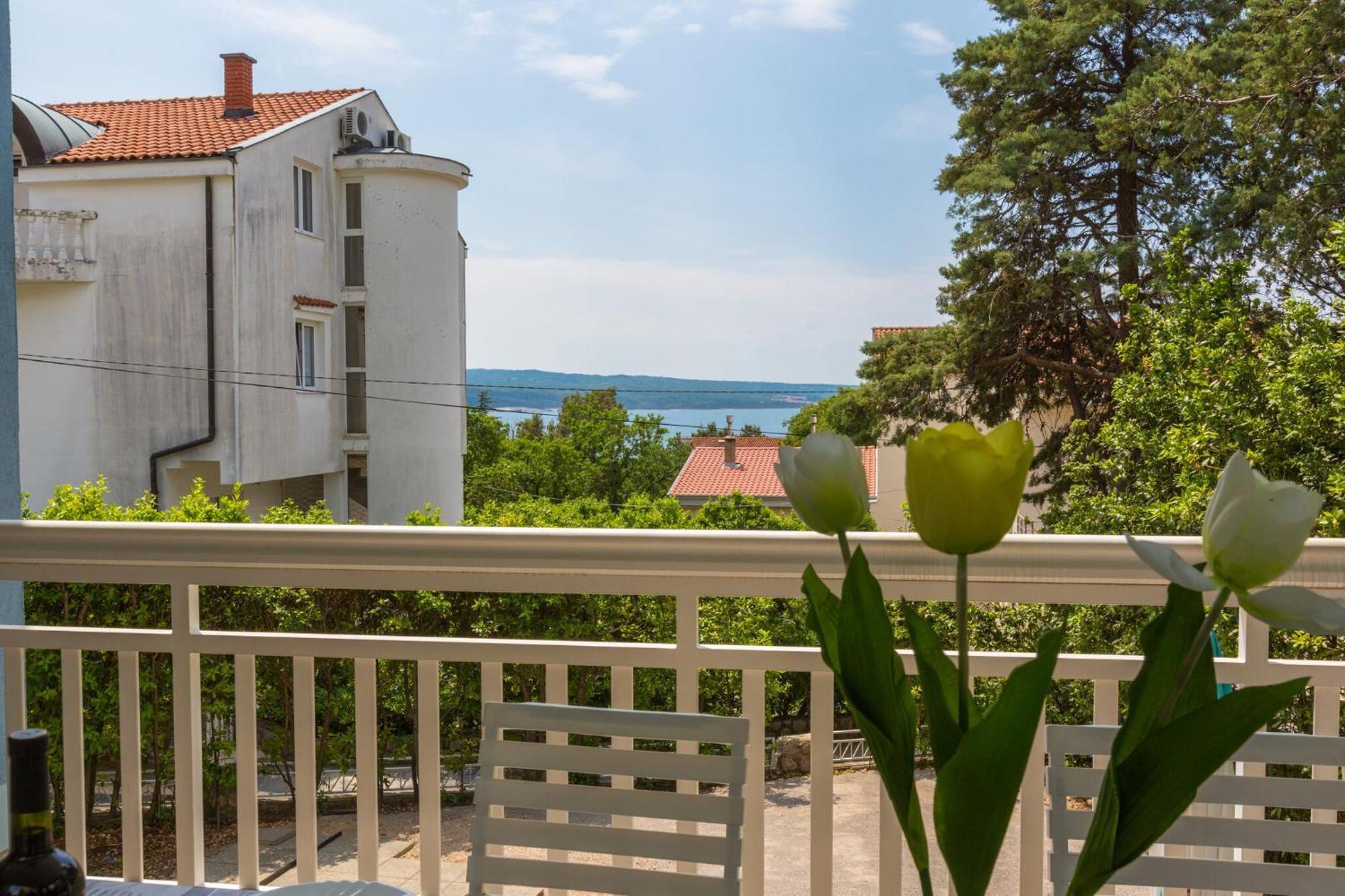 Podvezanec Apartman Dramalj Kültér fotó