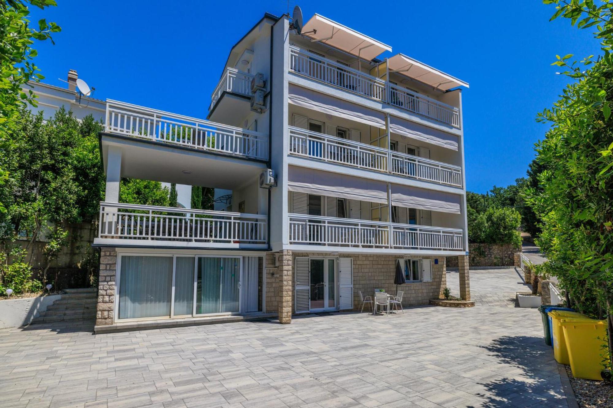 Podvezanec Apartman Dramalj Kültér fotó